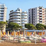 Villa Modern 250mt From The Lignano Sabbiadoro